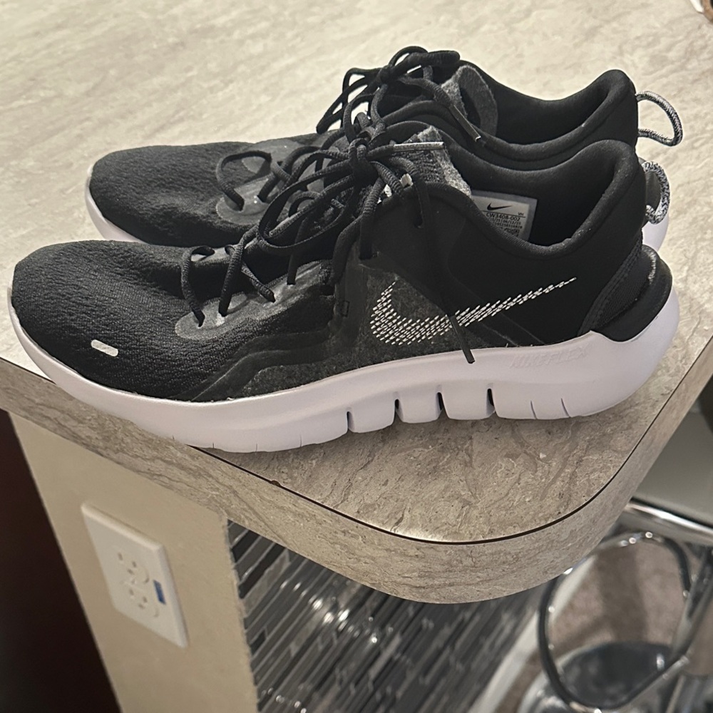 Nike Flex Brand New
